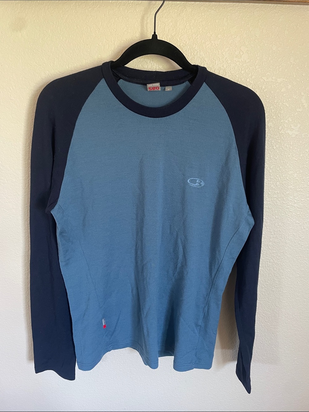 Icebreaker Men’s Merino Wool Base Layer Bodyfit 260 Two-Tone Long Sleeve Outdoor